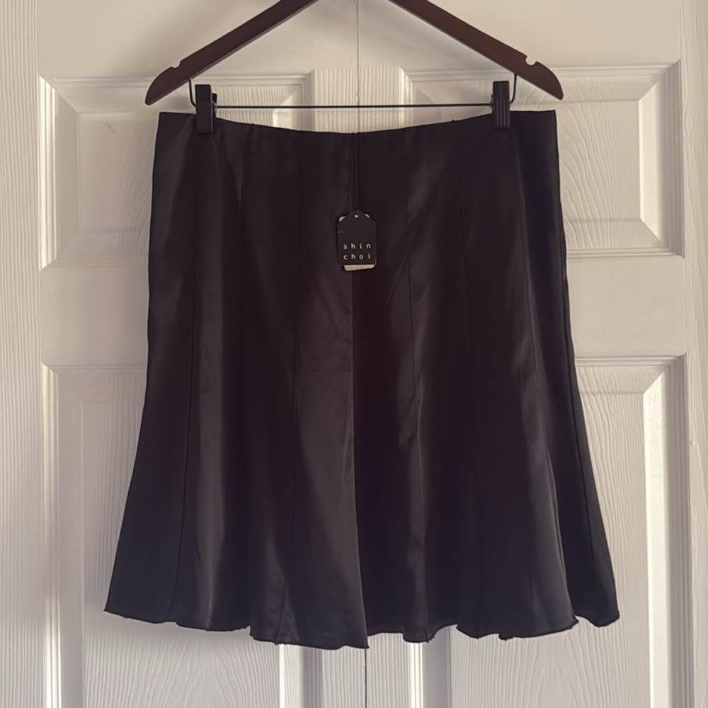 NWT Shin Choi Black Silk Kissy Skirt - Size 12